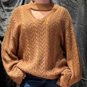 BY EGREIS SWEATER WITH CUTOUT